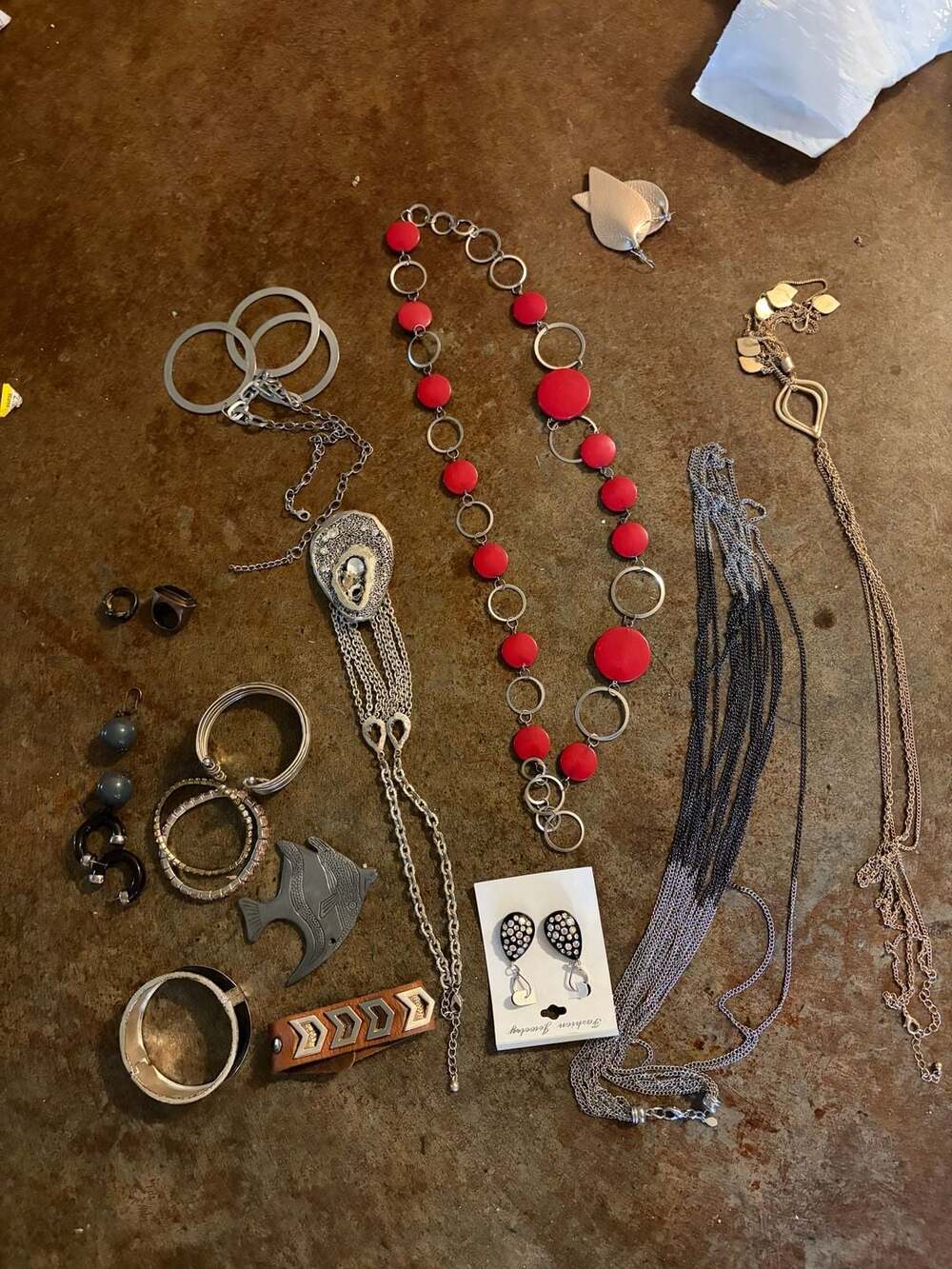 Lot of Costume Jewerly- assortment of bracelets, necklaces, earrings